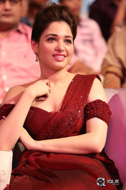 Tamannah-at-Baahubali-Movie-Audio-Launch